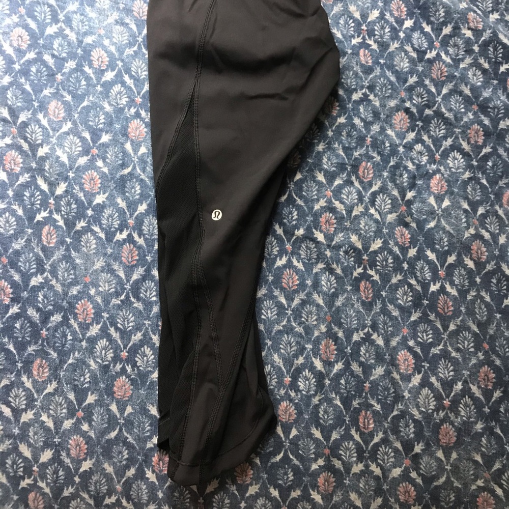 Lululemon cropped mesh leggings